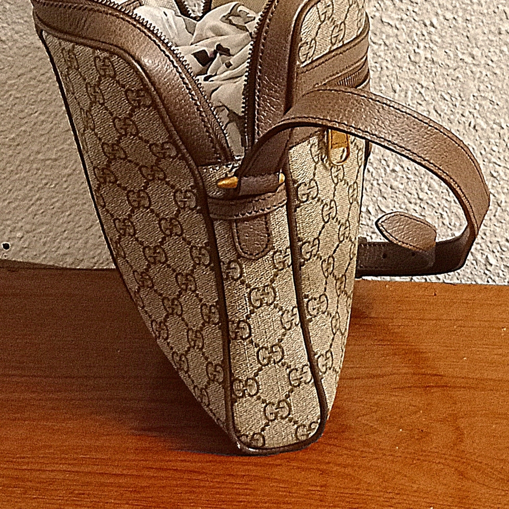 Gucci Messenger Bag  NWOT - Picture 4 of 8